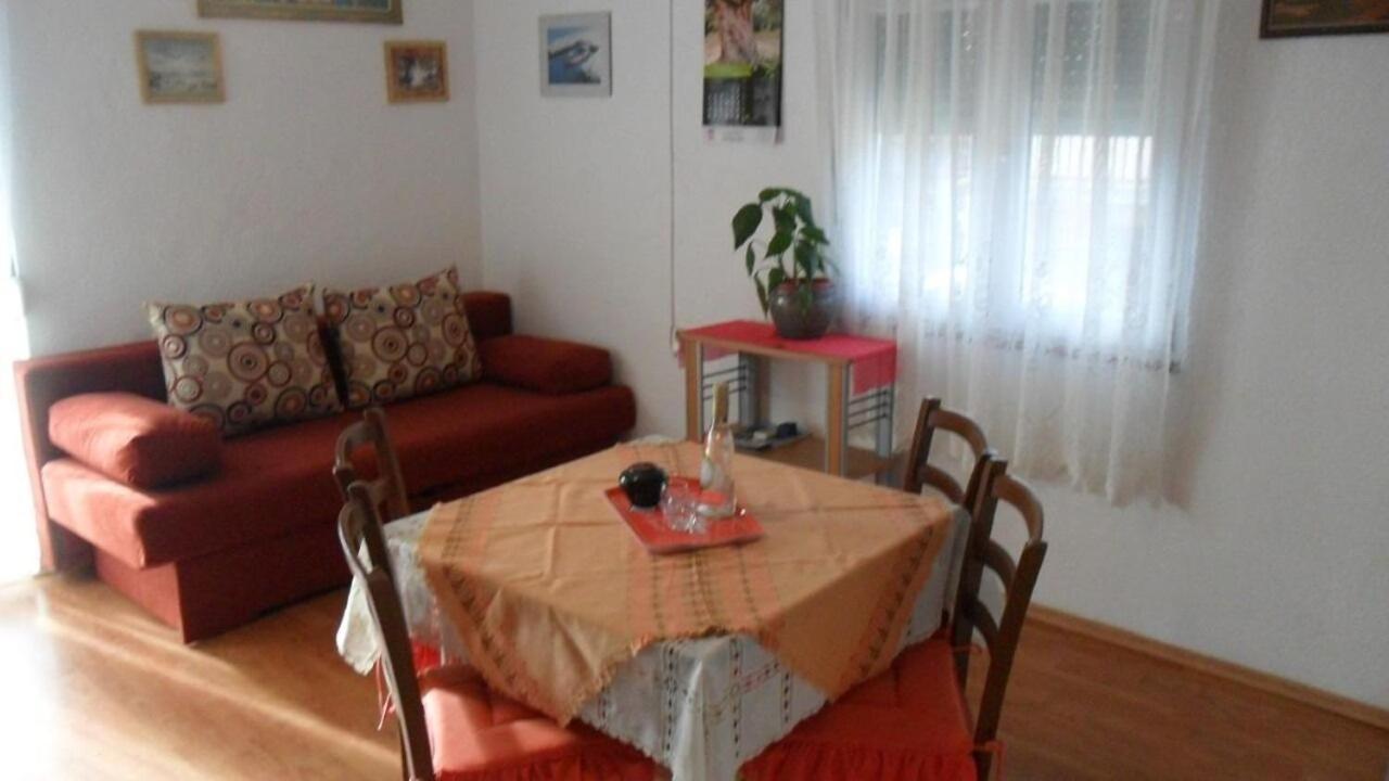Apartment Ralje 萨利 外观 照片