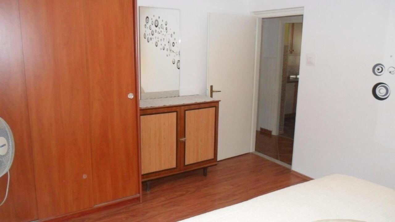 Apartment Ralje 萨利 外观 照片